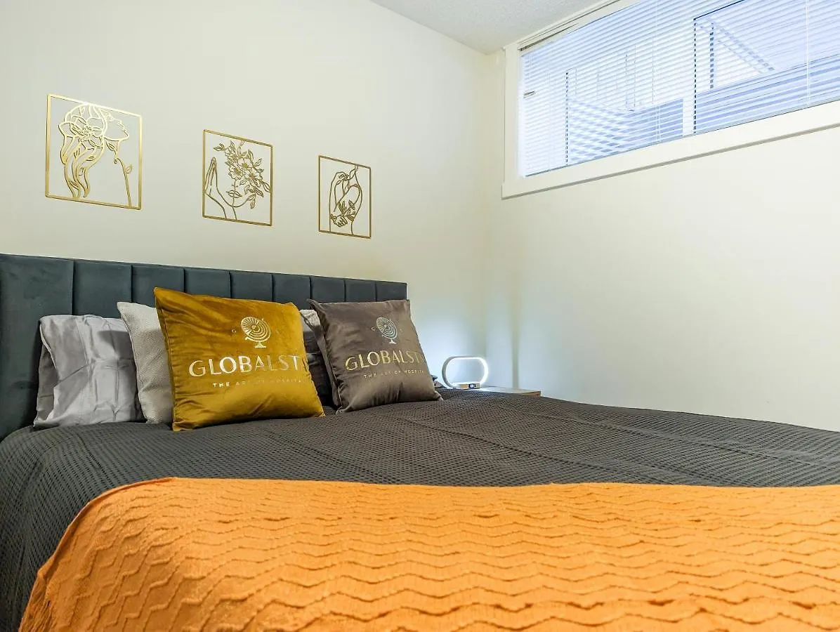 Globalstay New Apartments In Cranbrook Free Street Parking Калгари Канада